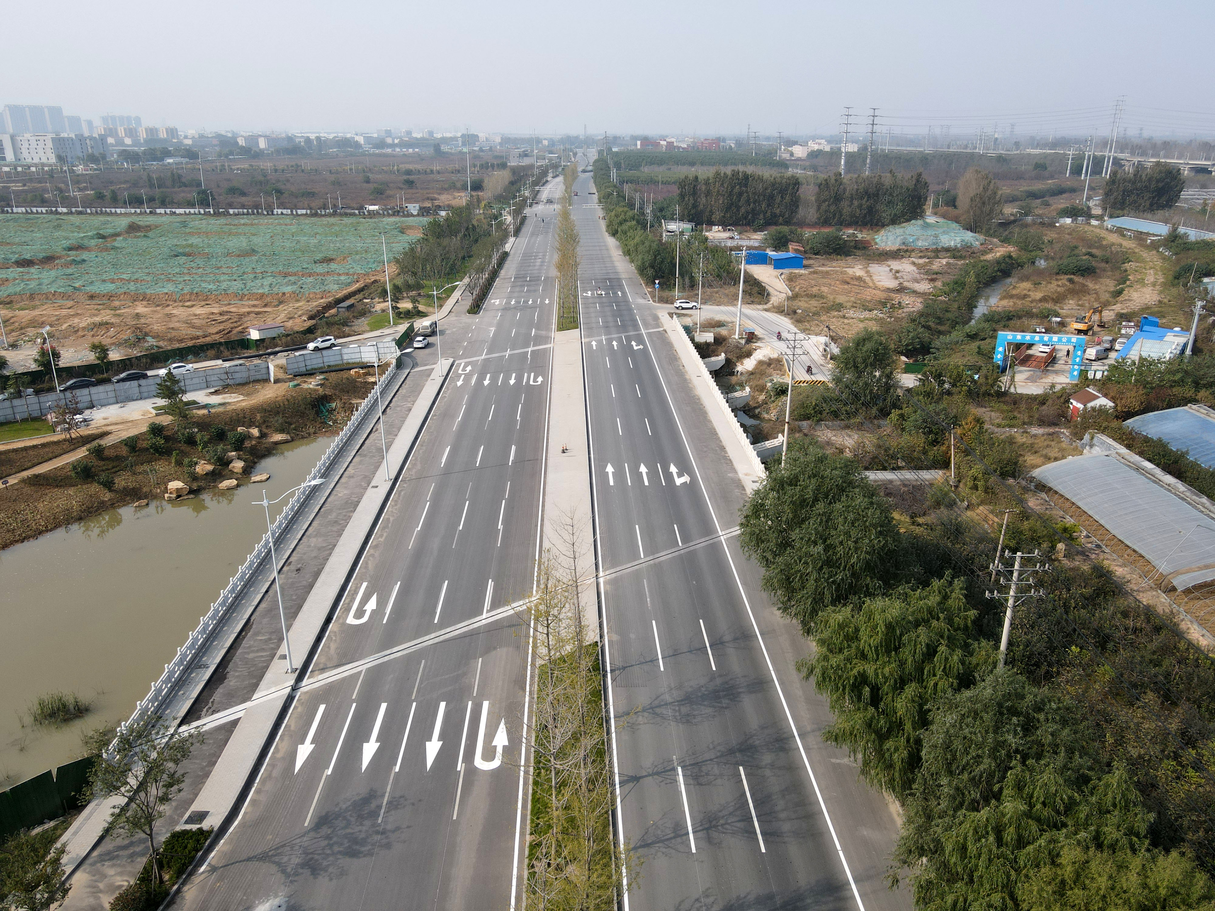 济南市温梁路（稼轩路至春晖路）道路建设工程